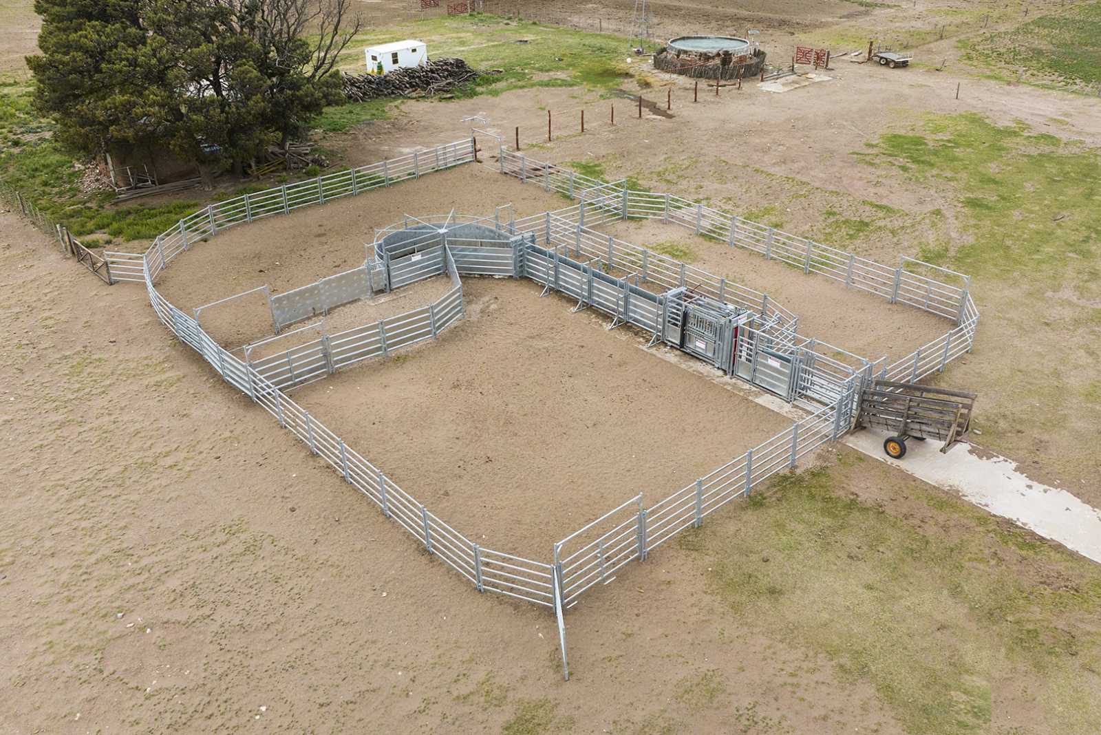Instalación para campo de cría en Eduardo Castex, La Pampa